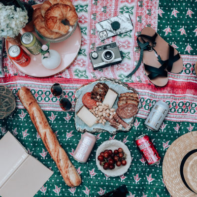 Tips for Throwing A Social Distancing Picnic