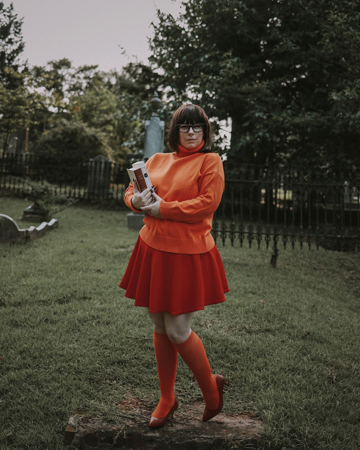 Velma - Scooby Doo  Velma costume, Halloween outfits, Stylish summer  outfits